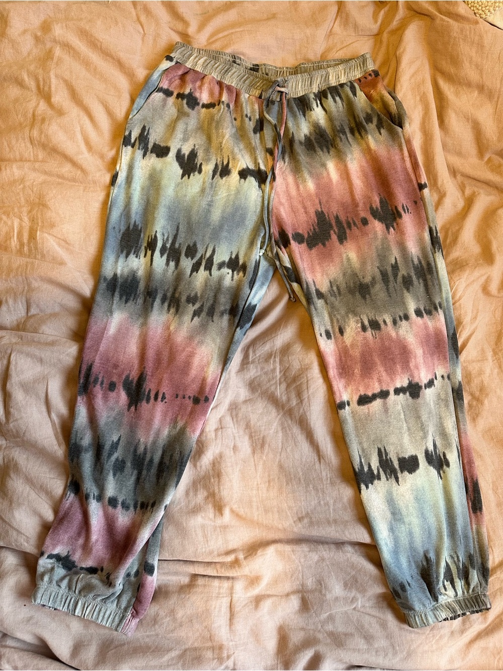 NWT Mystree Boho Tie-Dye Jogger Pants Pink Blue Grey L